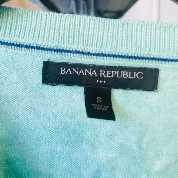 Banana Republic Green Sweater S - Picture 2 of 2